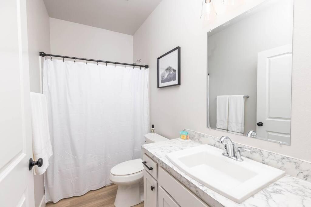 Charming 3-Bedroom In Vibrant New Neighborhood Billings Εξωτερικό φωτογραφία